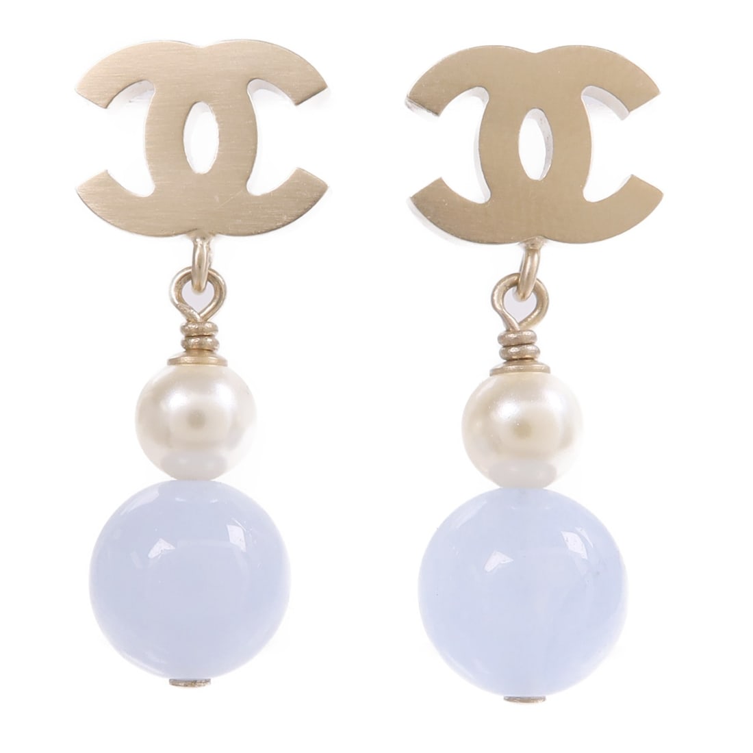 Gold Tone Pierced Earrings CHANEL CC Logo French Design: Gold Tone Pierced Earrings CHANEL CC Logo French Design These CHANEL CC pierced earrings feature a gold-tone finish and classic CC logo design. Crafted for women, they are made from other metal and ma
