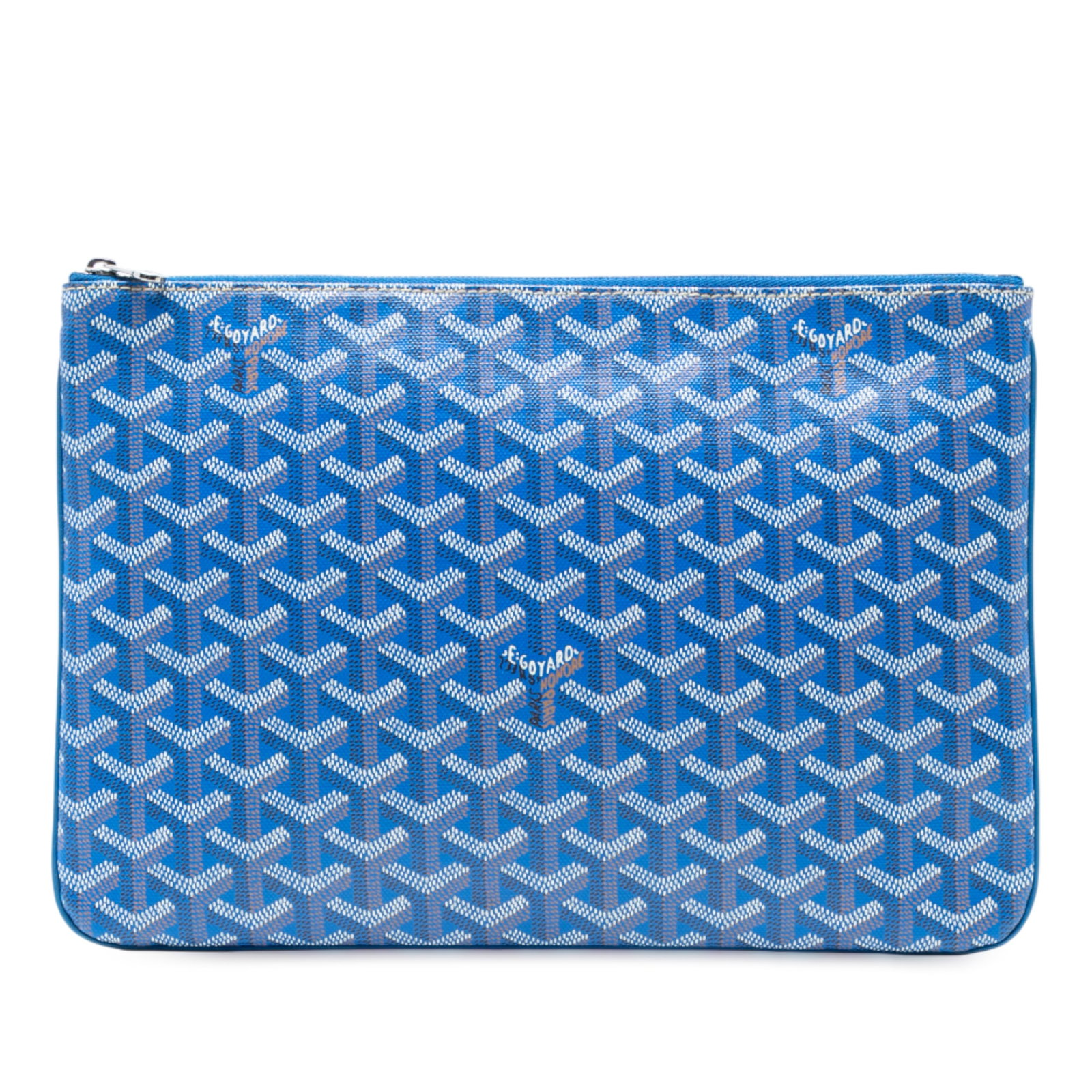 Goyard Goyardine Senat MM Blue Coated Canvas Bag: Goyard Goyardine Senat MM Blue Coated Canvas Bag Introducing the Goyardine Senat MM, a stylish and functional bag crafted from durable coated canvas. This elegant piece features a secure top zip closu