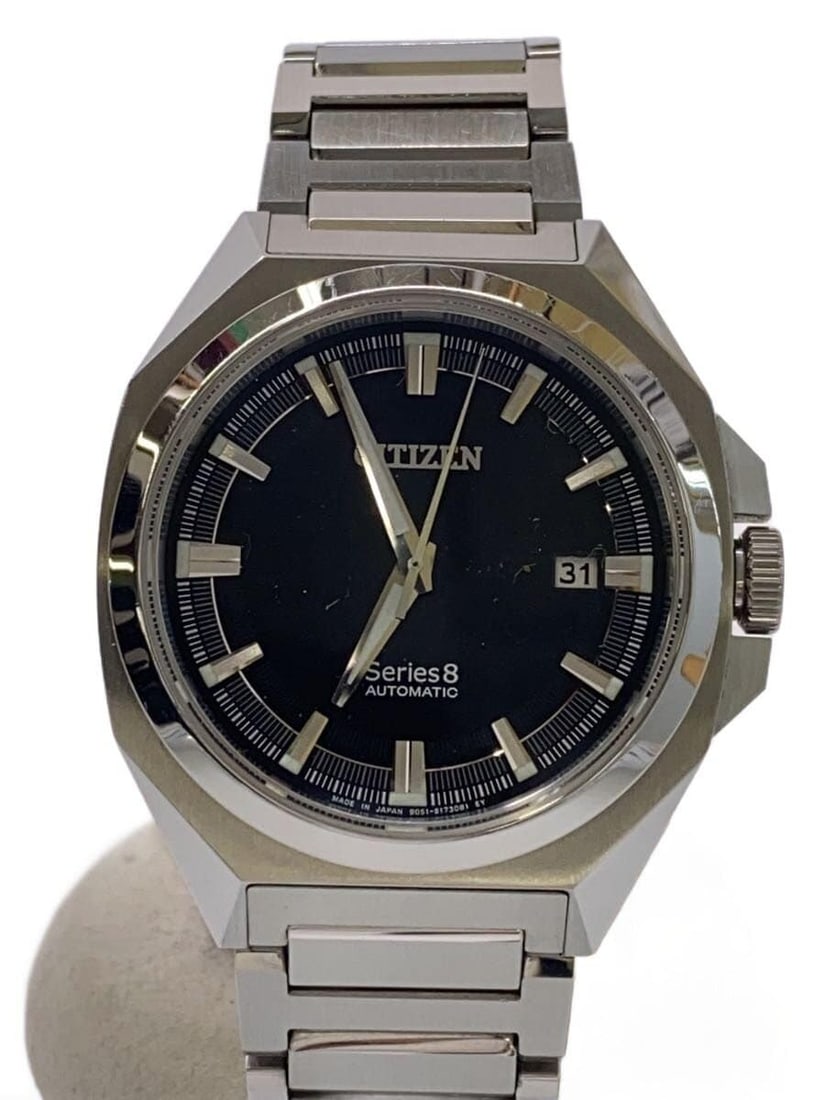 Citizen Series 8 Men's Wristwatch 9051-s125731: Citizen Series 8 Men's Wristwatch 9051-s125731 This CITIZEN Series 8 9051-s125731 men's wristwatch is made in Japan and features a classic design. The watch is in slightly used condition and offers a 