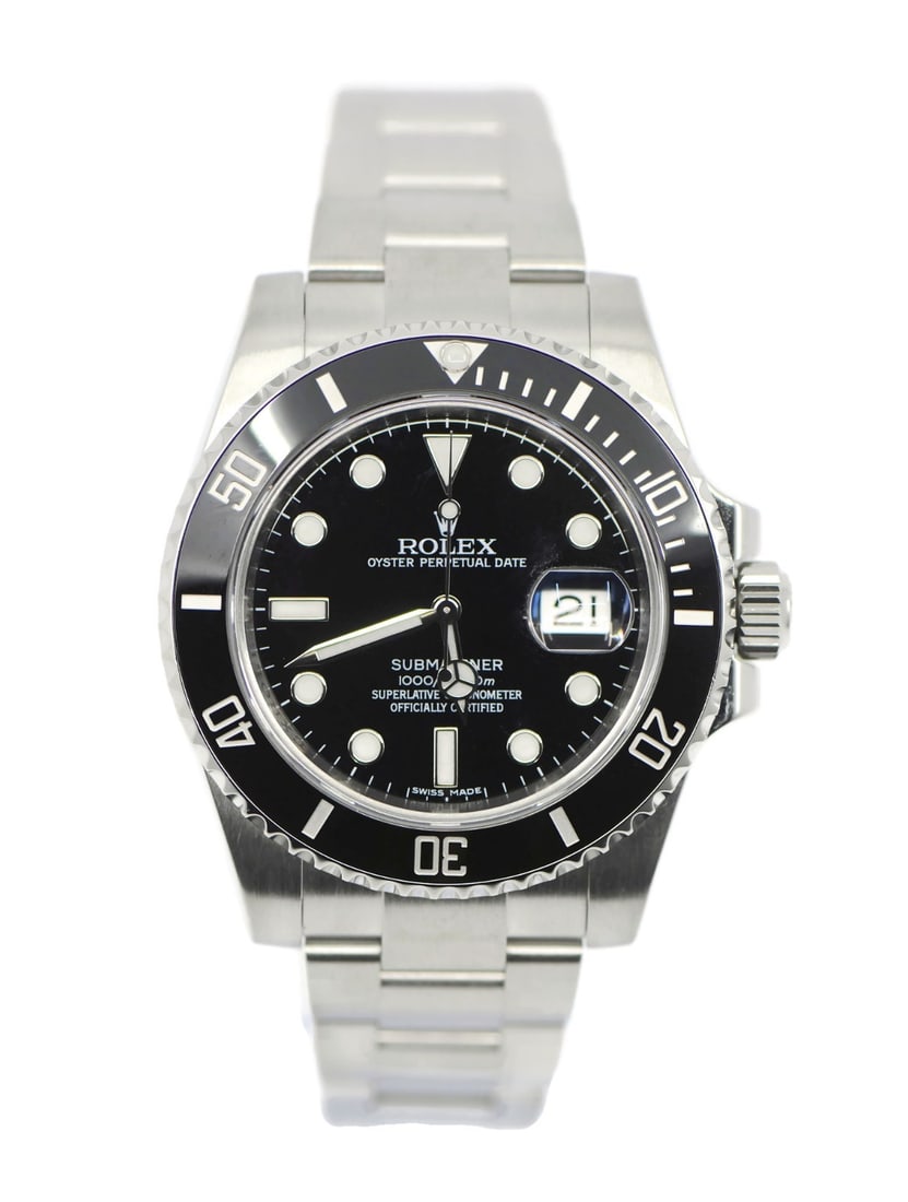Rolex Submariner 116610LN Stainless Steel Black Dial 40mm Automatic Watch: Rolex Submariner 116610LN Stainless Steel Black Dial 40mm Automatic Watch This Rolex Submariner wristwatch, reference 116610LN, features a 40 mm polished stainless steel case and a unidirectional rota
