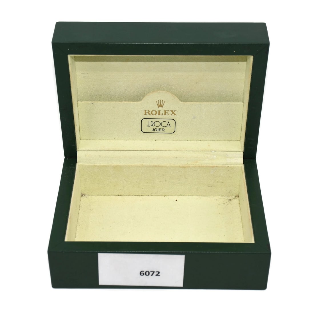 Green Presentation Box for Rolex Single Watch 7x5x3 Inches: Green Presentation Box for Rolex Single Watch 7x5x3 Inches This is an authentic Rolex green presentation box designed to hold a single watch. The box is pre-owned and the interior is missing. It featu