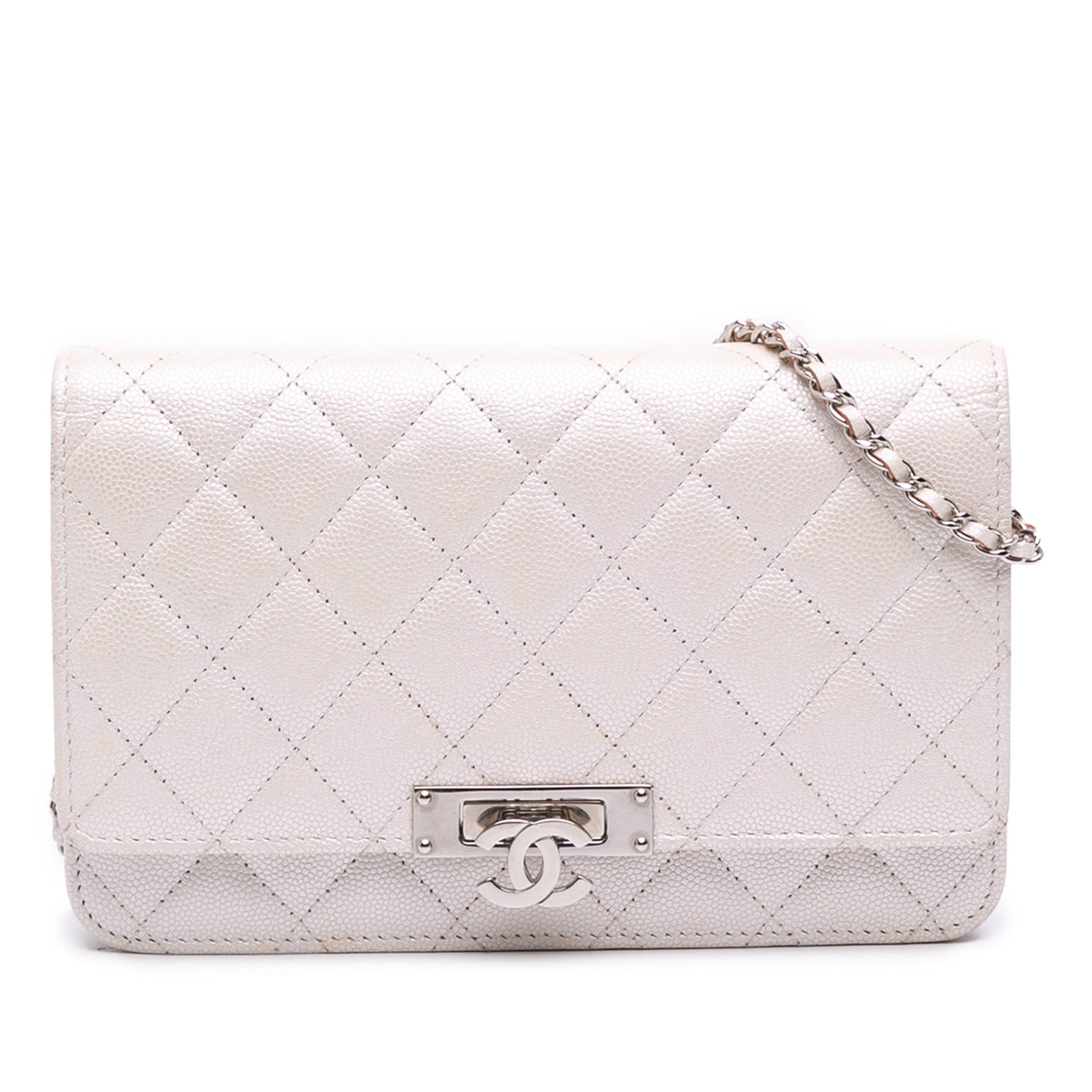 Chanel Quilted Caviar Wallet On Chain White Leather Italy: Chanel Quilted Caviar Wallet On Chain White Leather Italy This Chanel Quilted Caviar Golden Class Wallet On Chain is a sophisticated accessory crafted from luxurious quilted caviar leather. The wallet