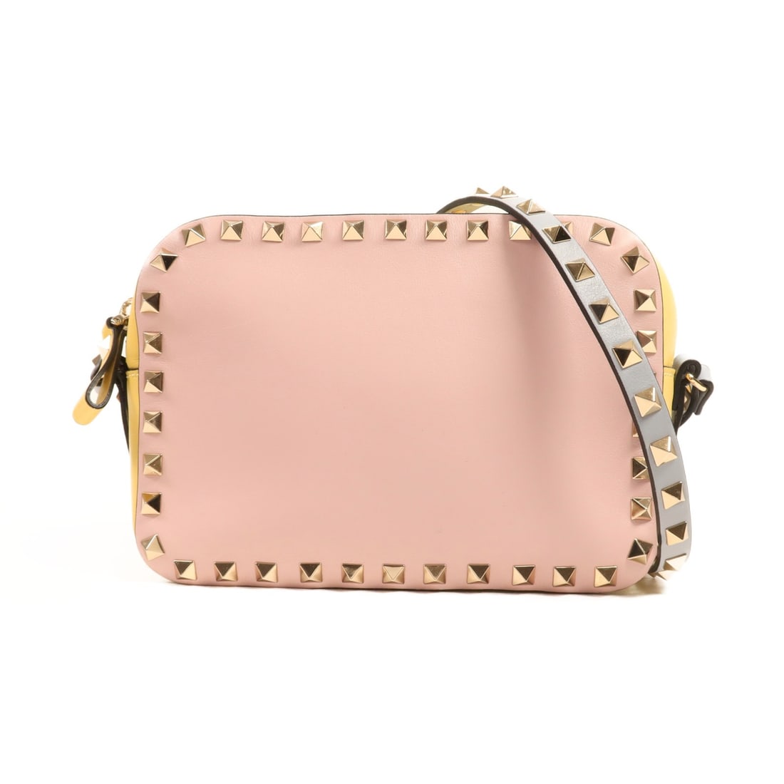 Valentino Calfskin Leather Shoulder Bag with Gold Hardware in Green: Valentino Calfskin Leather Shoulder Bag with Gold Hardware in Green This Valentino shoulder bag features a sleek design crafted from green calfskin leather. Made in Italy, it offers a compact silhouet