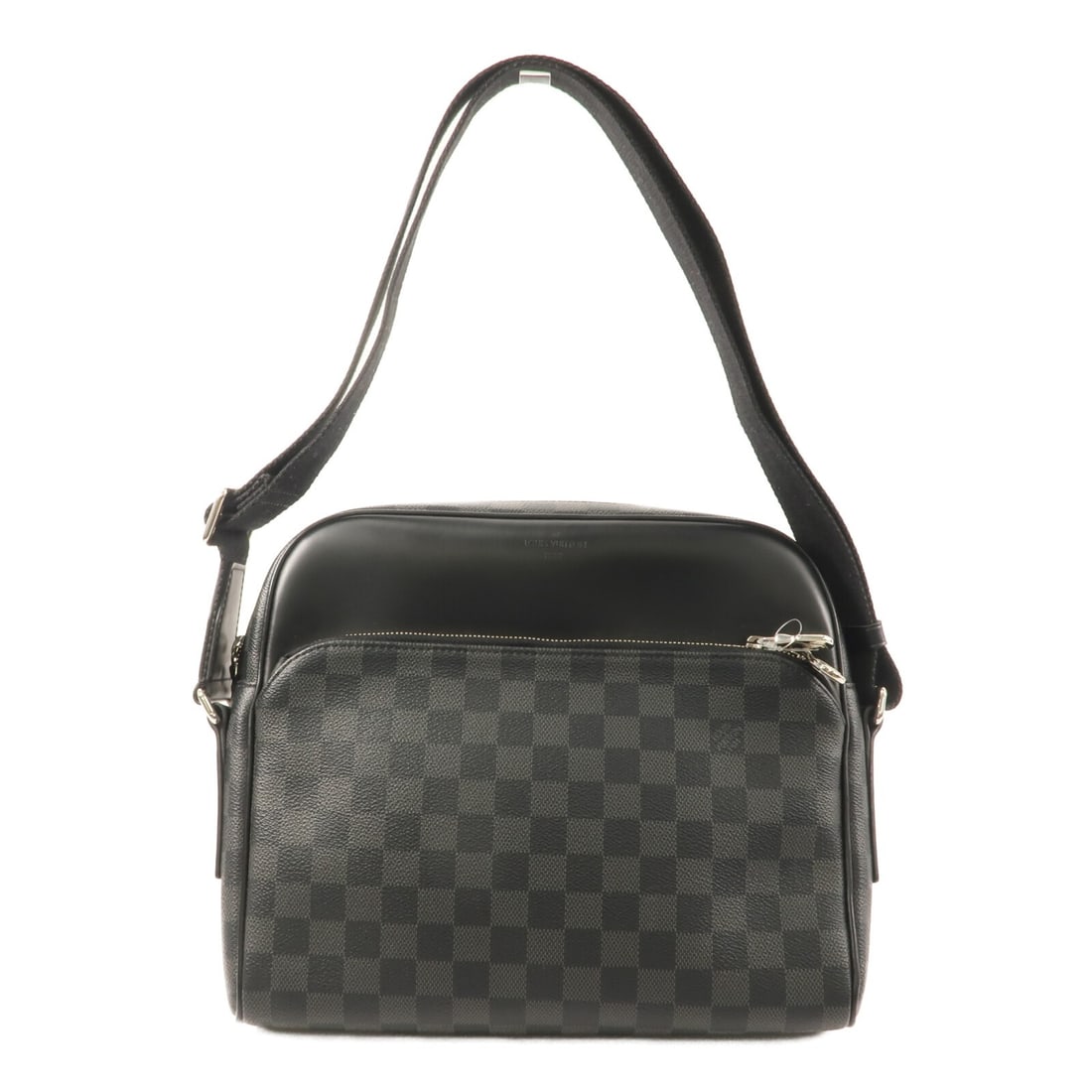 Louis Vuitton Damier Graphite Dayton Reporter Shoulder Bag N41408: Louis Vuitton Damier Graphite Dayton Reporter Shoulder Bag N41408 This Louis Vuitton Dayton Reporter shoulder bag features the iconic Damier Graphite pattern in black. Crafted from durable PVC coated 