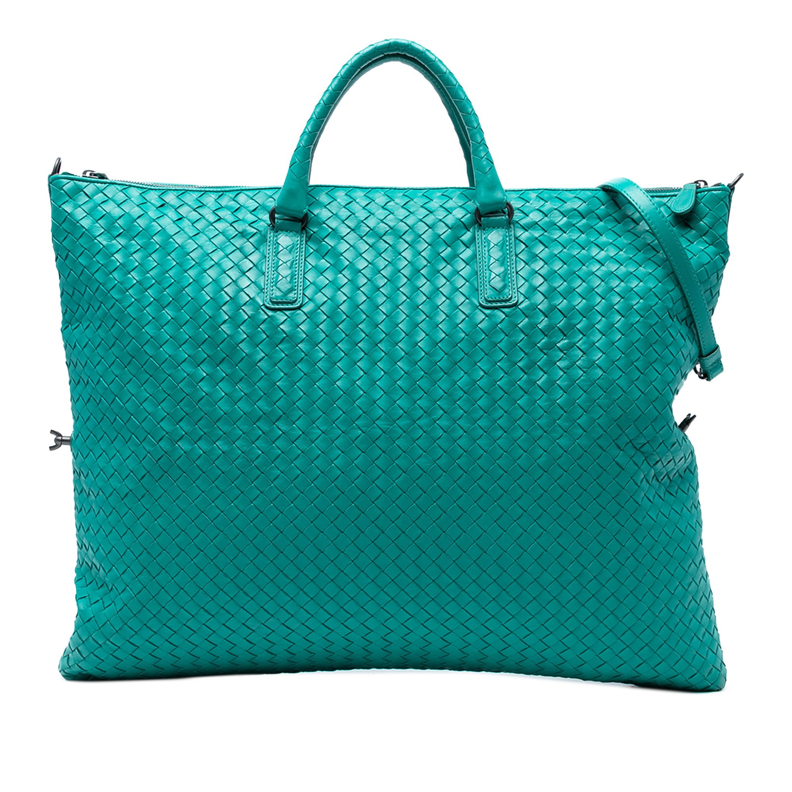 Bottega Veneta Maxi Nappa Intrecciato Convertible Tote Blue Leather Bag: Bottega Veneta Maxi Nappa Intrecciato Convertible Tote Blue Leather Bag This stylish Bottega Veneta Maxi Nappa Intrecciato Convertible Tote is crafted from high-quality woven leather in a striking blu