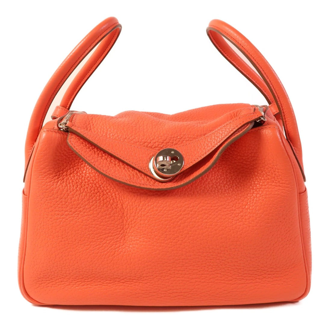 HERMES Lindy 26 2 Way Shoulder Bag Clemence Leather Rose Jaipur: HERMES Lindy 26 2 Way Shoulder Bag Clemence Leather Rose Jaipur This exquisite HERMES Lindy 26 2 Way Shoulder Handbag is crafted from premium calfskin leather in a stunning Rose Jaipur color. The bag 
