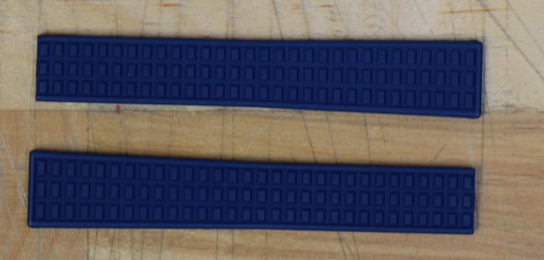 Patek Philippe Aquanaut Authentic Blue Rubber Strap 16x14mm: Patek Philippe Aquanaut Authentic Blue Rubber Strap 16x14mm This authentic Patek Philippe Aquanaut blue rubber strap is designed for wristwatches and features a sleek blue color. With a band width of 