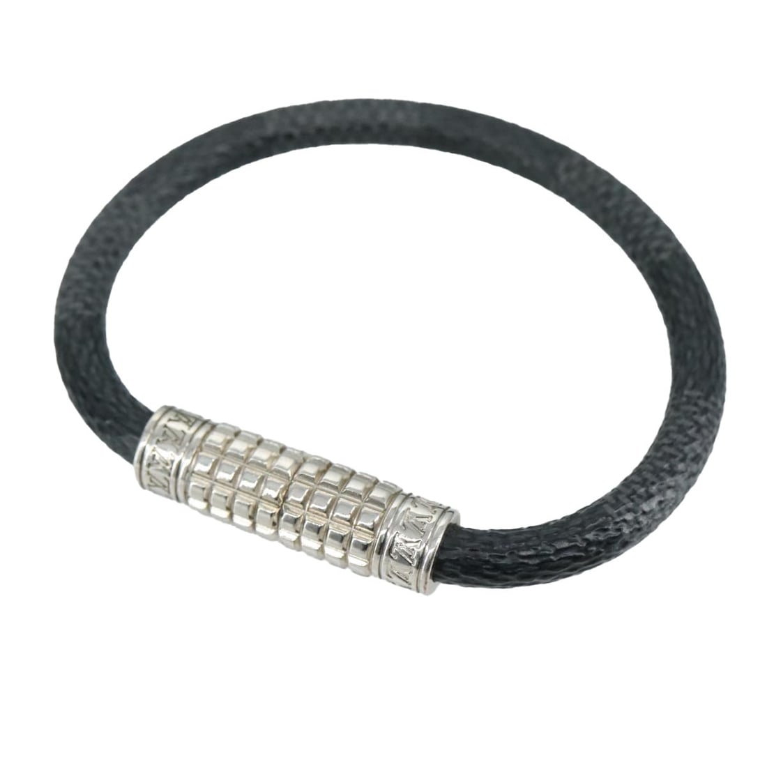 Damier Graphite Canvas Bracelet M6629E by Louis Vuitton: Damier Graphite Canvas Bracelet M6629E by Louis Vuitton This Louis Vuitton bracelet features the Damier Graphite Canvas, showcasing a sleek and modern design. The bracelet has a total length of approx