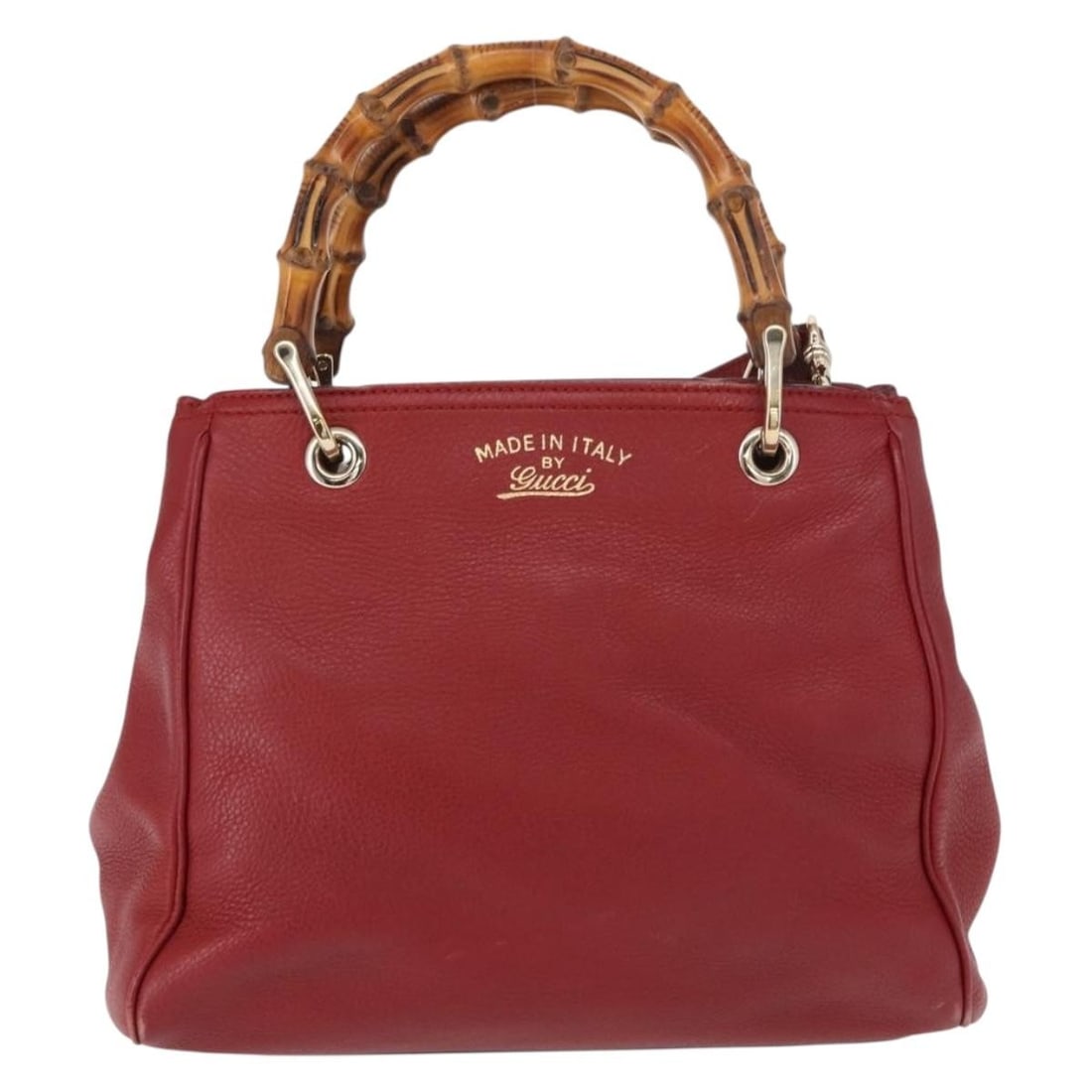 Leather Gucci Bamboo Shopper Tote Bag Red 27cm by 22cm by 11cm: Leather Gucci Bamboo Shopper Tote Bag Red 27cm by 22cm by 11cm This pre-owned Gucci Bamboo Shopper Tote in red leather features a spacious design ideal for everyday use. The bag exhibits signs of wear
