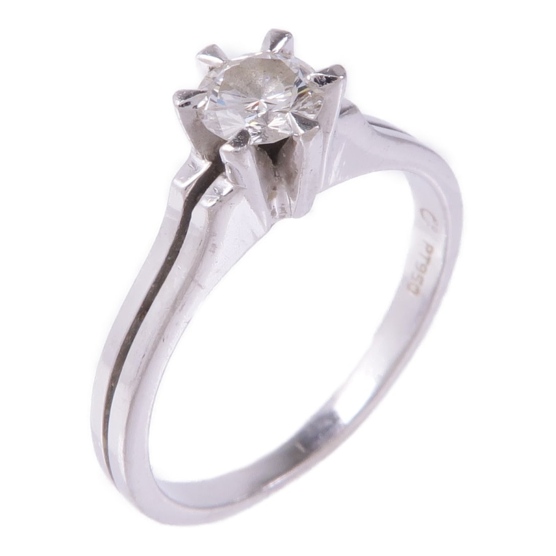 JEWELRY Diamond Ring in PT950 Platinum Size 4.75: JEWELRY Diamond Ring in PT950 Platinum Size 4.75 This elegant diamond ring is crafted from high-quality PT950 platinum, ensuring durability and a stunning silver finish. Designed in a regular size of 