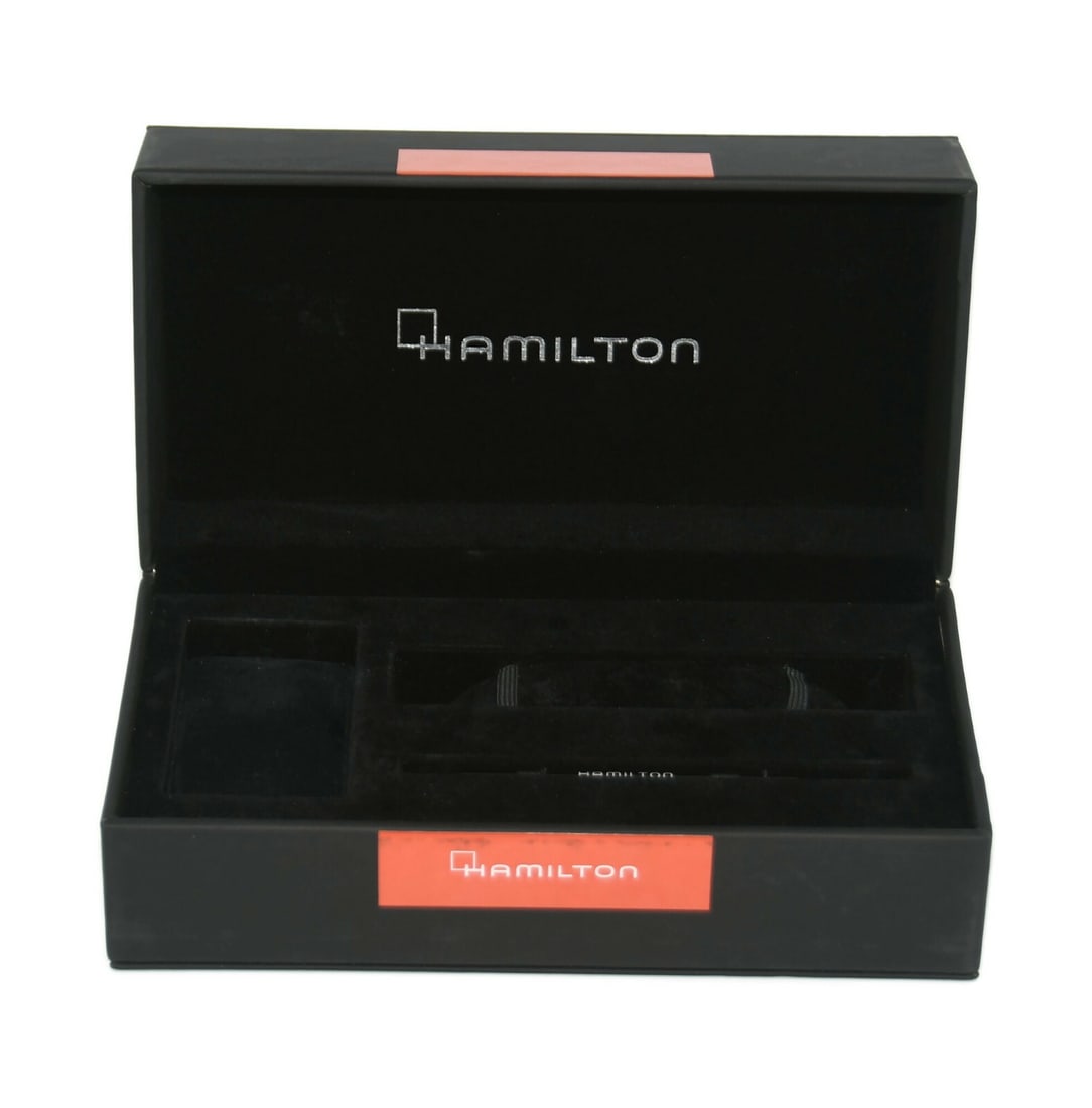 Single Presentation Case for Hamilton Timepiece 10x5x4 Inches: Single Presentation Case for Hamilton Timepiece 10x5x4 Inches This is a pre-owned, 100% authentic Hamilton presentation watch box designed for a single timepiece. Made in Switzerland, it offers a secu