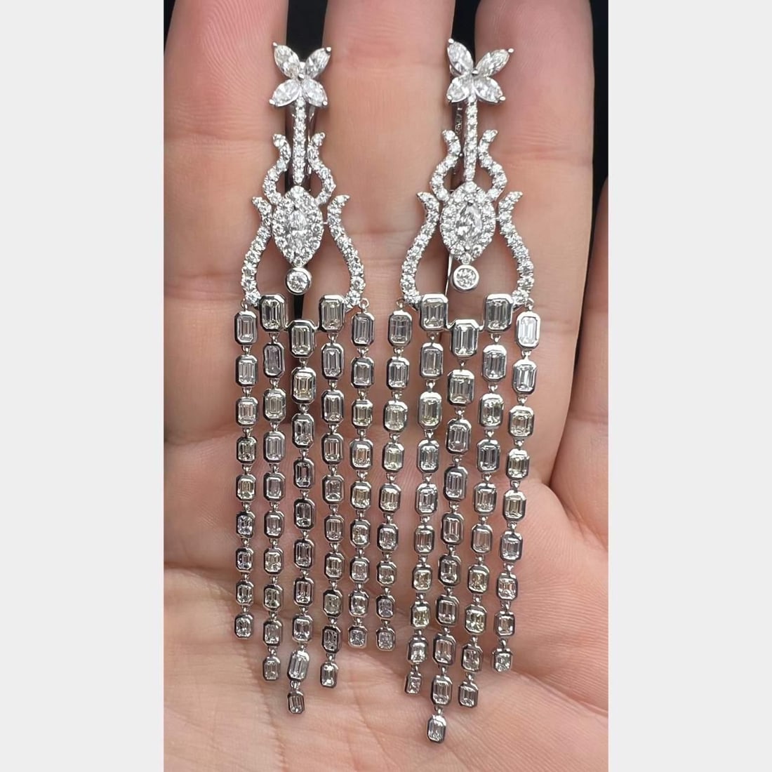 Luxury Platinum 18.70 Ct Diamond Chandelier Earrings 3.5 Inches - 2