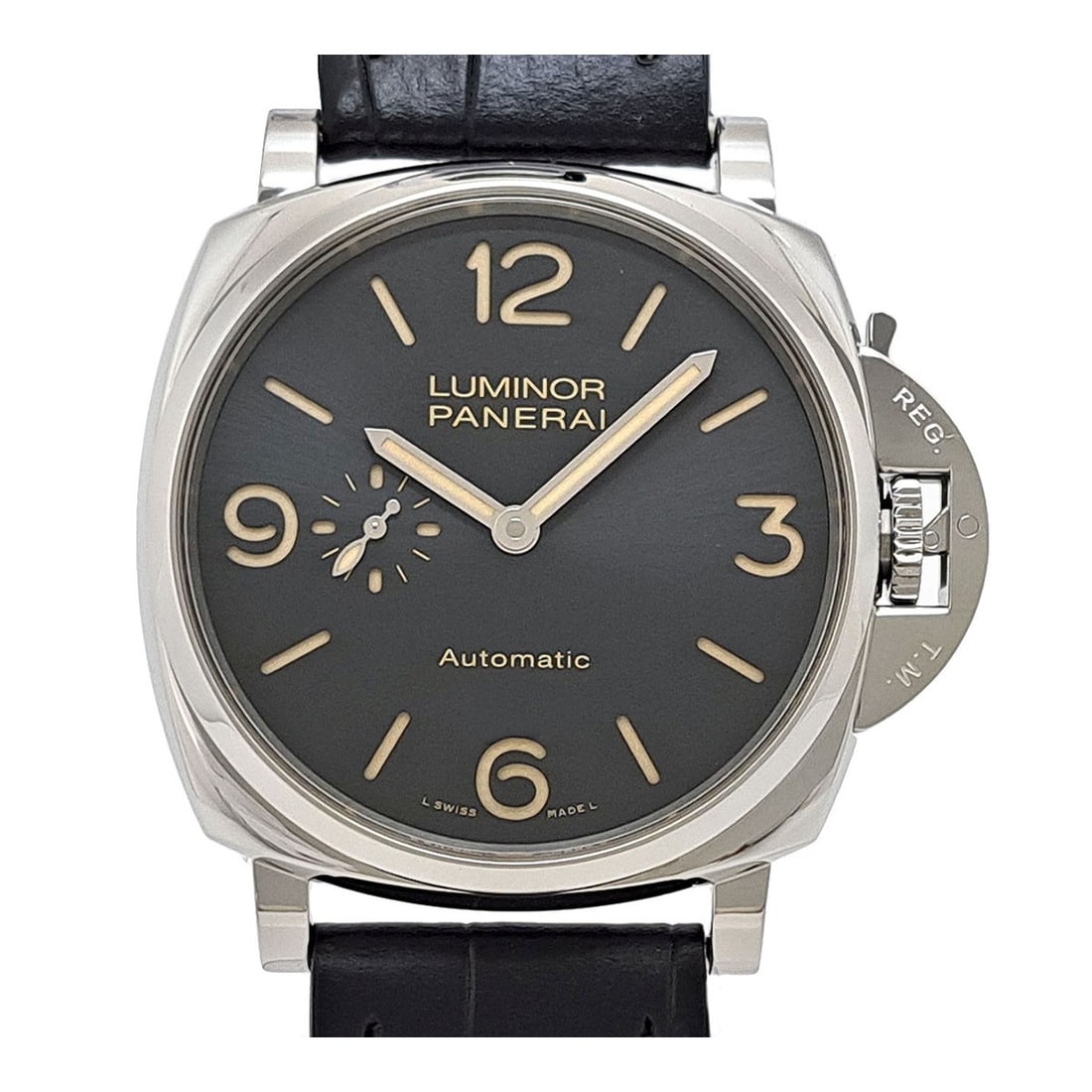 Panerai Luminor Due PAM00674 automatic black dial steel men's watch: Panerai Luminor Due PAM00674 automatic black dial steel men's watch This Officine Panerai Luminor Due PAM00674 is a pre-owned men's wristwatch featuring a stainless steel case and a black dial. The wa