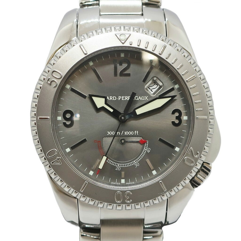 Girard Perregaux Seahawk II Automatic Steel Men's Wristwatch: Girard Perregaux Seahawk II Automatic Steel Men's Wristwatch This is a pre-owned Girard Perregaux Seahawk II Power Reserve men's wristwatch, model 49900.1.11.2042. The watch features a stainless steel