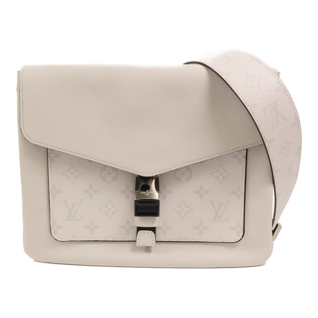Louis Vuitton Taigarama White Calfskin Shoulder Bag: Louis Vuitton Taigarama White Calfskin Shoulder Bag This Louis Vuitton LV Outdoor Flap Message Shoulder Bag from the Taigarama collection features a sleek white calfskin exterior. Designed for women, 