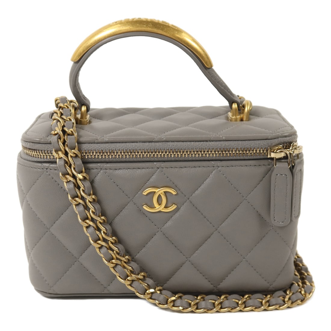 Chanel Lambskin Vanity Case with Chain and Gold Hardware Grey AP2199: Chanel Lambskin Vanity Case with Chain and Gold Hardware Grey AP2199 This CHANEL CC Vanity Case is crafted from luxurious lambskin leather in a sophisticated gray hue. Designed for versatile use, it f