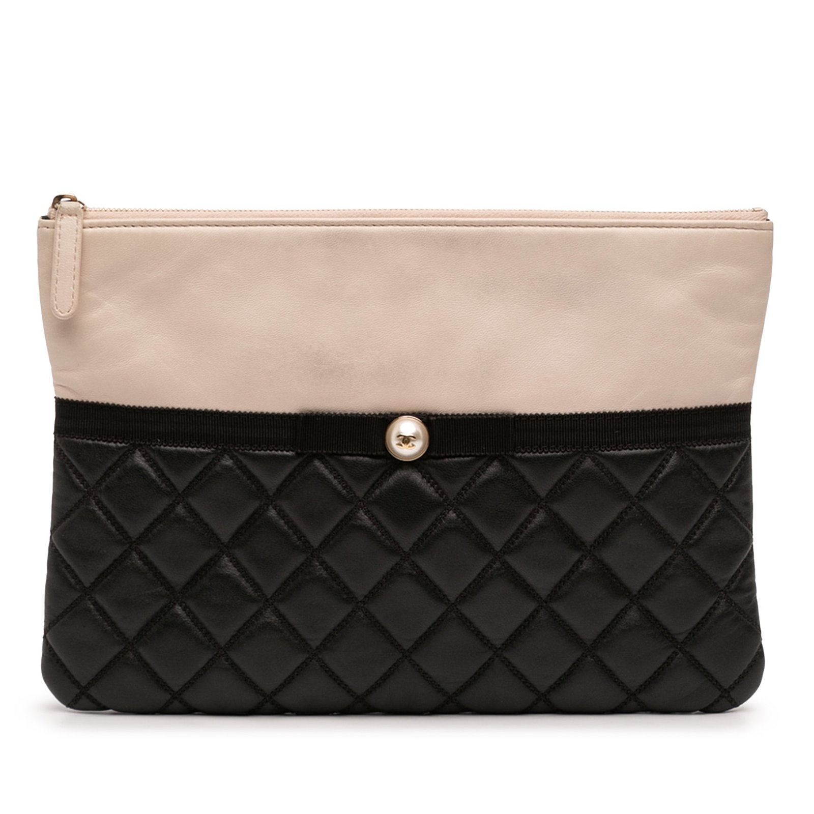 Medium Pearl O Case Black Quilted Leather Clutch by Chanel: Medium Pearl O Case Black Quilted Leather Clutch by Chanel This Chanel Medium Quilted Lambskin and Calfskin Pearl O Case Clutch features a quilted lambskin and goatskin leather exterior in black with 