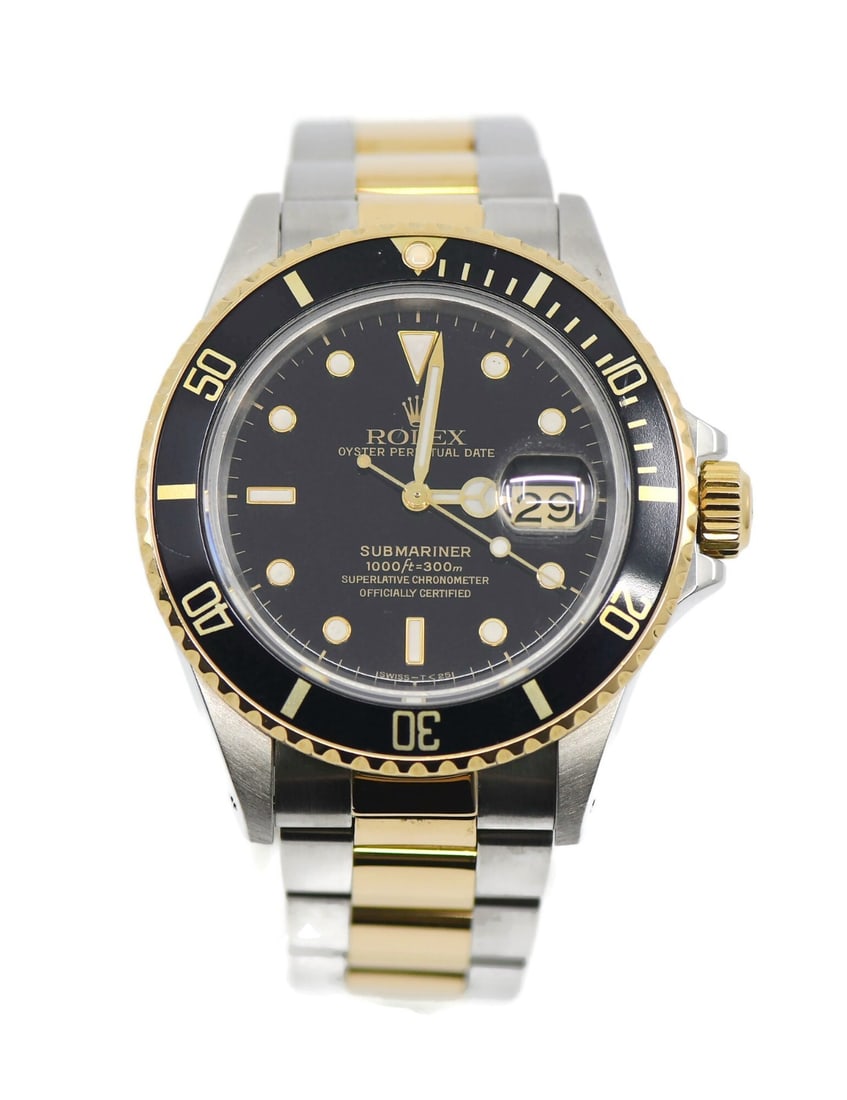 Rolex Submariner 16613 Black Dial Automatic Watch with Box: Rolex Submariner 16613 Black Dial Automatic Watch with Box This Rolex Submariner wristwatch, reference 16613, features a 40mm stainless steel case with an 18K gold and stainless steel construction. Th