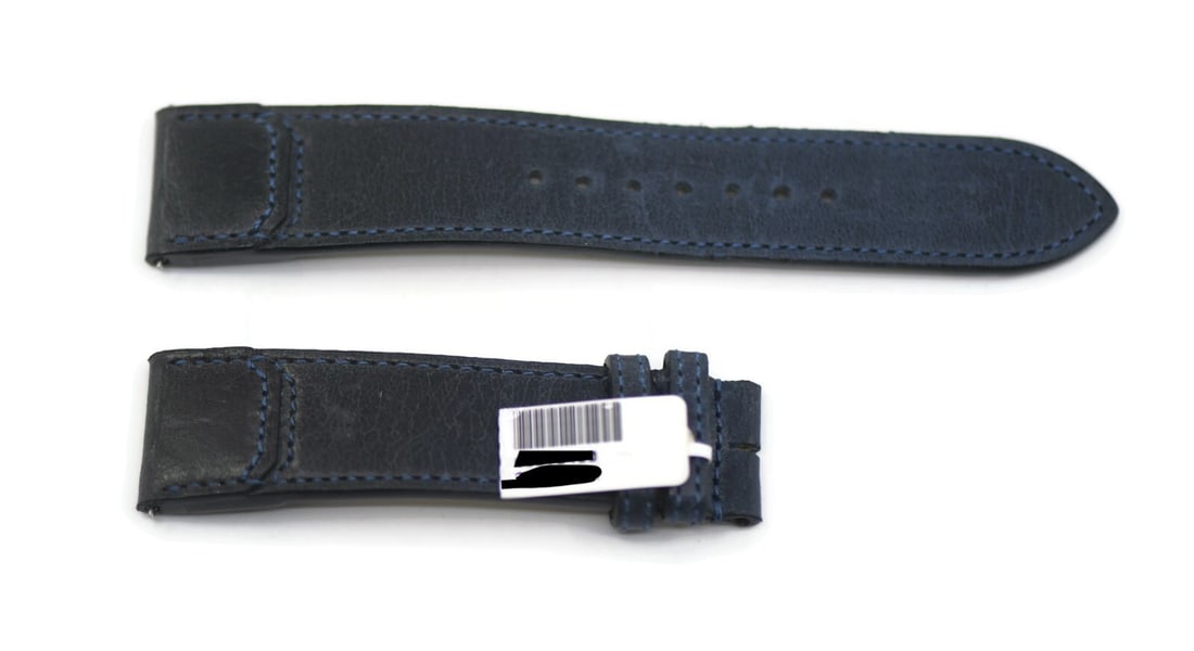 Blue Leather 20mm Wristwatch Band by Jaeger-LeCoultre: Blue Leather 20mm Wristwatch Band by Jaeger-LeCoultre This is an authentic Jaeger-LeCoultre blue leather wristwatch band, designed for a 20mm lug width and tapering to 18mm at the buckle. The strap me