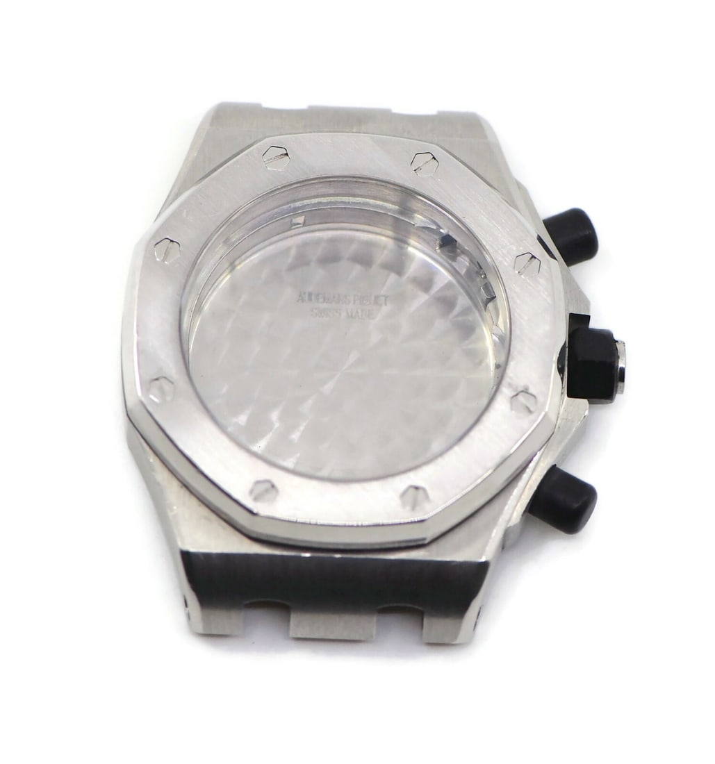 Audemars Piguet Royal Oak Offshore Stainless Steel Case 37mm Authentic: Audemars Piguet Royal Oak Offshore Stainless Steel Case 37mm Authentic This Audemars Piguet Royal Oak Offshore case is crafted from high-quality stainless steel, offering durability and a sleek aesthe