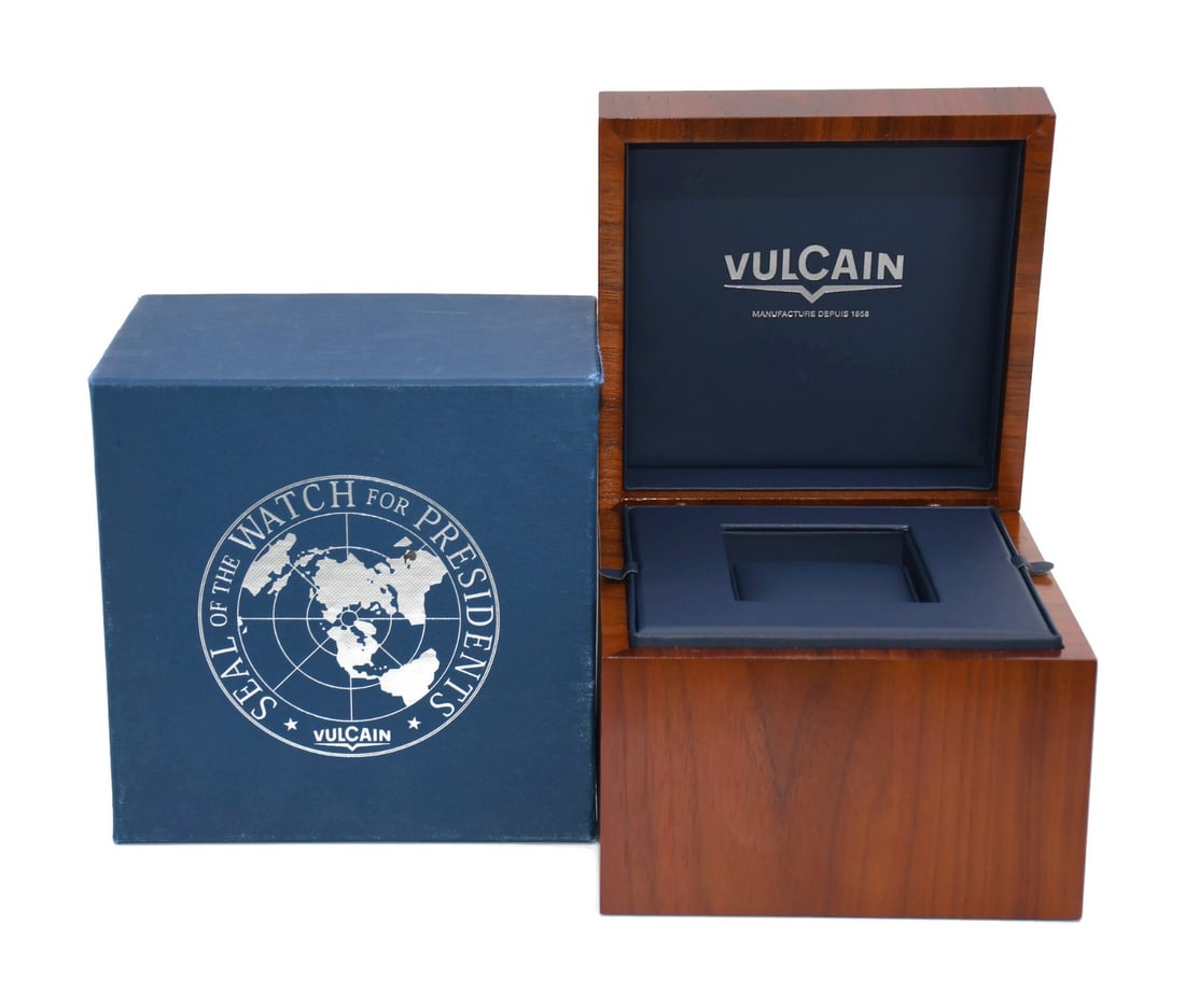 Vulcain Presentation Watch Box 7x7x6 Inches 100% Authentic: Vulcain Presentation Watch Box 7x7x6 Inches 100% Authentic This Vulcain Presentation Box is designed for single watch storage, showcasing elegance and functionality. Measuring 7 x 7 x 6 inches, this b