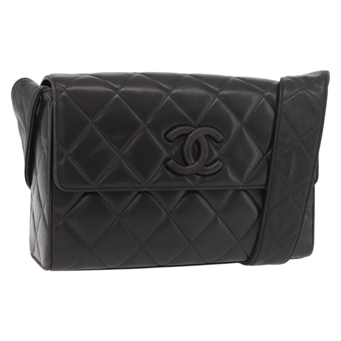 CHANEL black gold lambskin matelasse shoulder bag with card: CHANEL black gold lambskin matelasse shoulder bag with card This CHANEL Matelasse shoulder bag is crafted from luxurious black lambskin leather, accented with gold-tone details and the iconic CC logo.