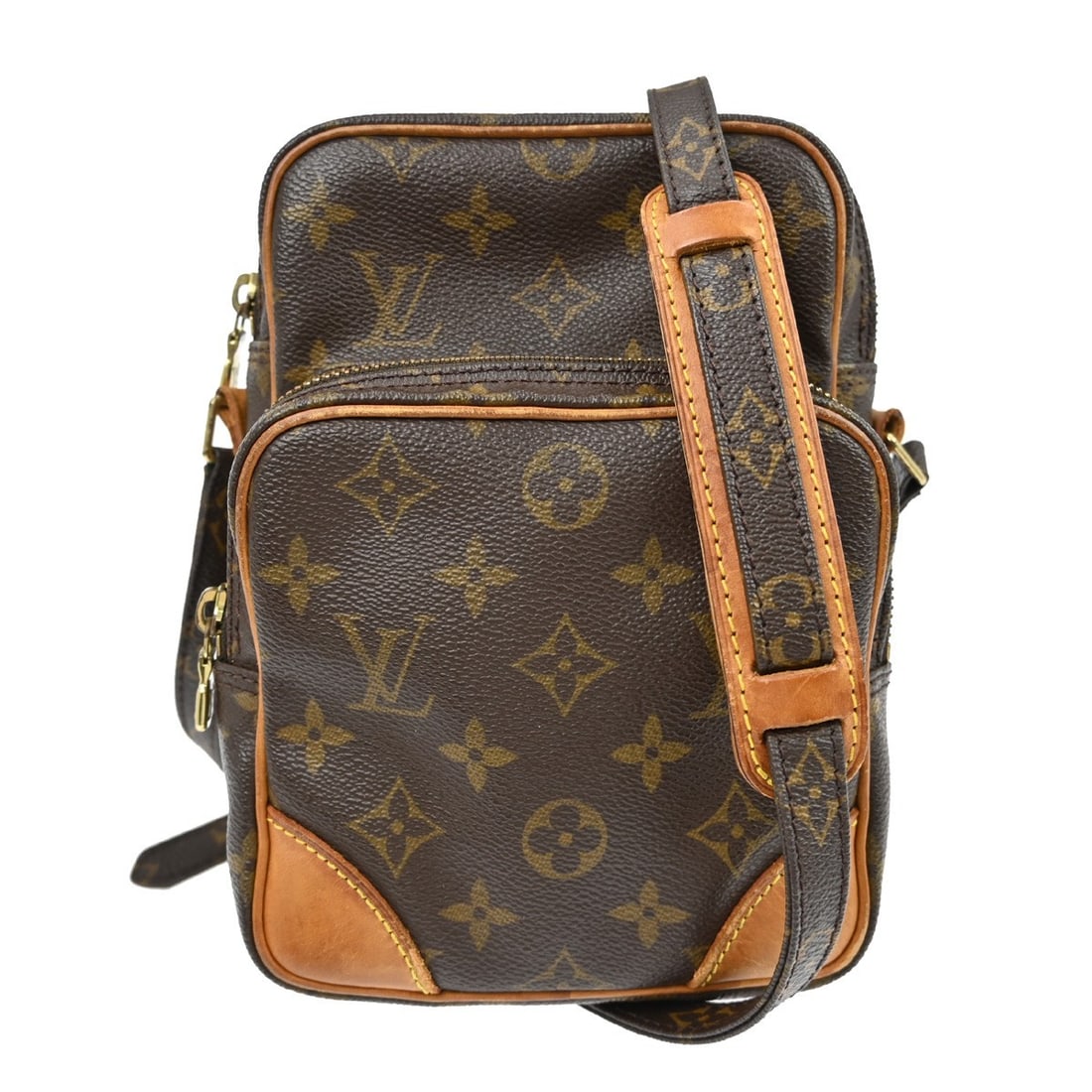 Louis Vuitton Amazone Monogram Canvas Medium Brown Crossbody Bag M45236: Louis Vuitton Amazone Monogram Canvas Medium Brown Crossbody Bag M45236 This Louis Vuitton Amazon crossbody shoulder bag features the signature monogram canvas leather exterior with brown accents and 