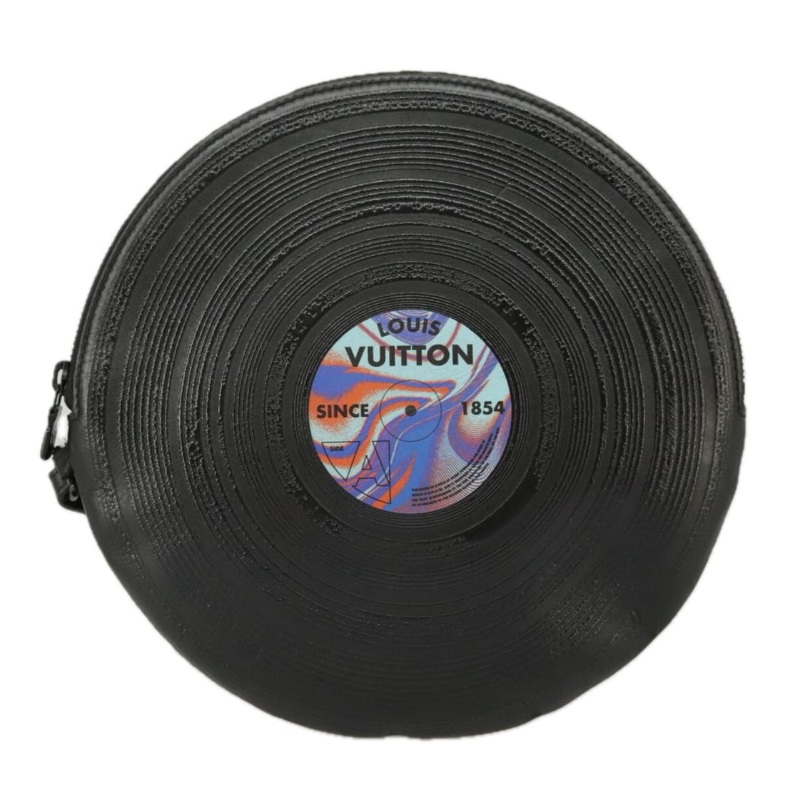 Black Leather Louis Vuitton Disk Pouch 24cm x 24cm x 24cm: Black Leather Louis Vuitton Disk Pouch 24cm x 24cm x 24cm Louis Vuitton Disk Pouch crafted in black leather designed for women. This pouch features a compact, cube-like shape with dimensions of 24cm x