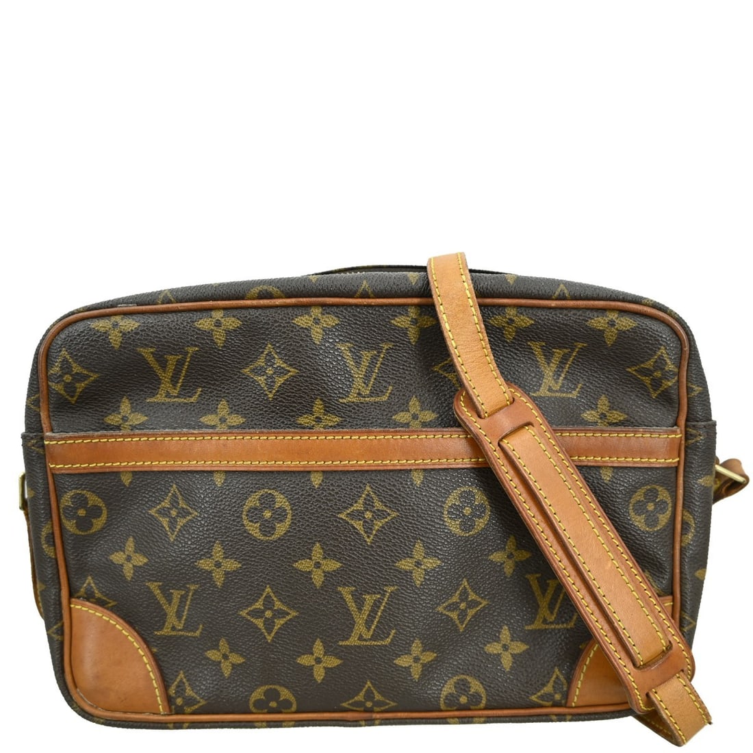 Louis Vuitton Trocadero 27 Monogram Canvas Medium Crossbody Shoulder Bag: Louis Vuitton Trocadero 27 Monogram Canvas Medium Crossbody Shoulder Bag This Louis Vuitton Trocadero 27 crossbody shoulder bag is crafted from signature monogram canvas with brown leather trim. It fe
