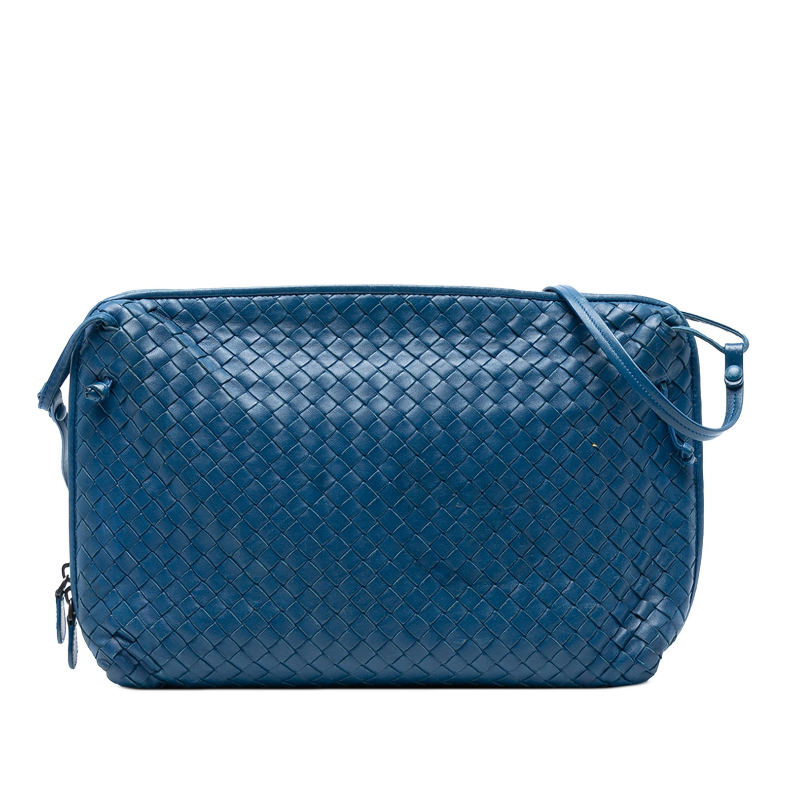 Bottega Veneta Large Blue Nappa Leather Intrecciato Nodini Crossbody: Bottega Veneta Large Blue Nappa Leather Intrecciato Nodini Crossbody This Bottega Veneta Large Nappa Intrecciato Nodini Crossbody bag showcases a stylish woven leather body in an elegant blue hue. It 