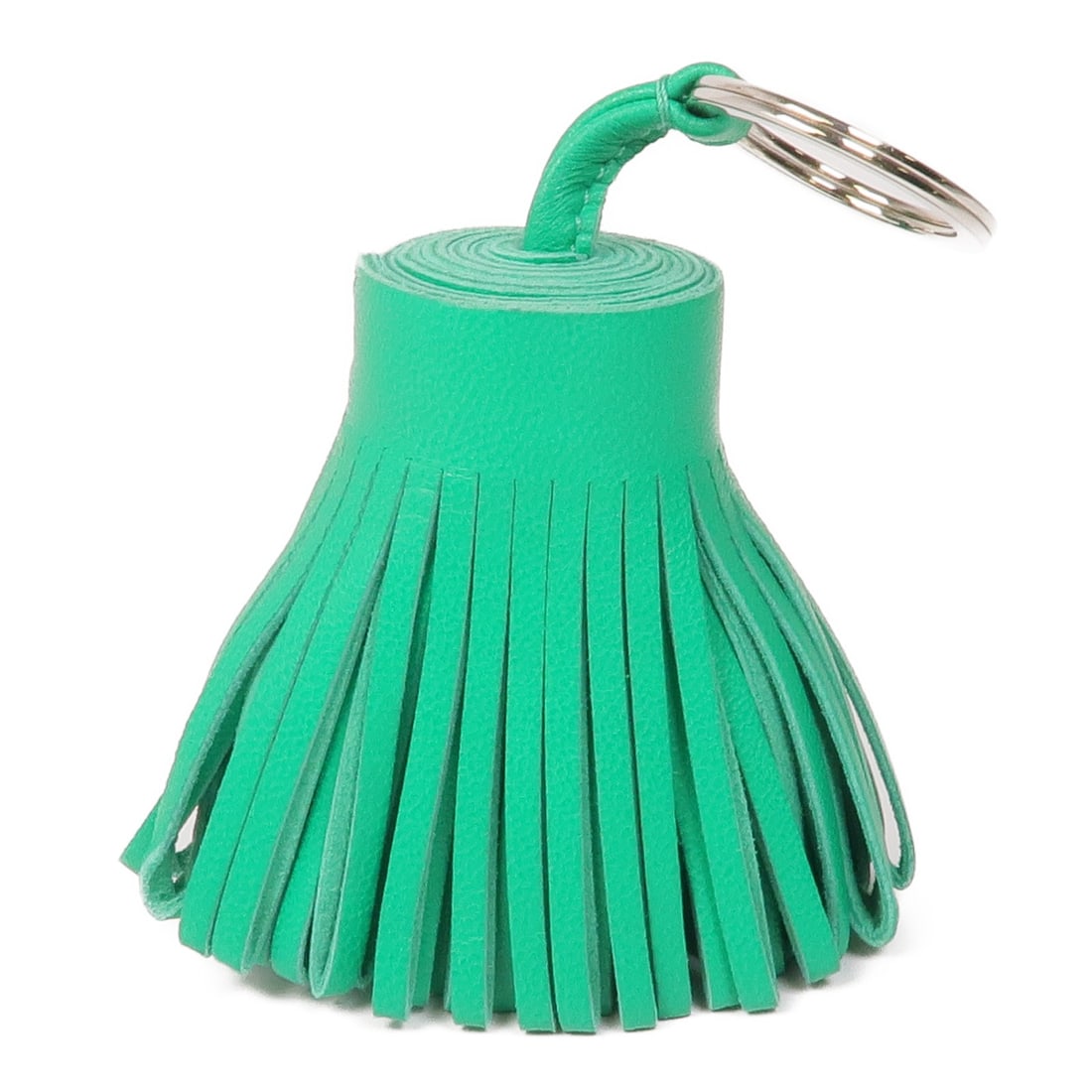 Hermes Carmen Bambou Green Lambskin Leather Key Ring with Palladium Hardware: Hermes Carmen Bambou Green Lambskin Leather Key Ring with Palladium Hardware This Hermes Carmen key ring is crafted from soft Milo lambskin leather in a vibrant green color. Designed for unisex use, i