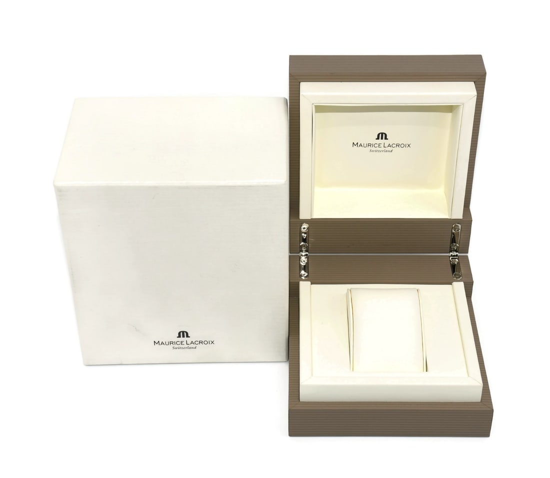 Authentic Maurice Lacroix Presentation Watch Box 6x5x4 Inches: Authentic Maurice Lacroix Presentation Watch Box 6x5x4 Inches This Maurice Lacroix presentation box is designed to showcase a single watch elegantly. Measuring 6 x 5 x 4 inches, this box provides a se