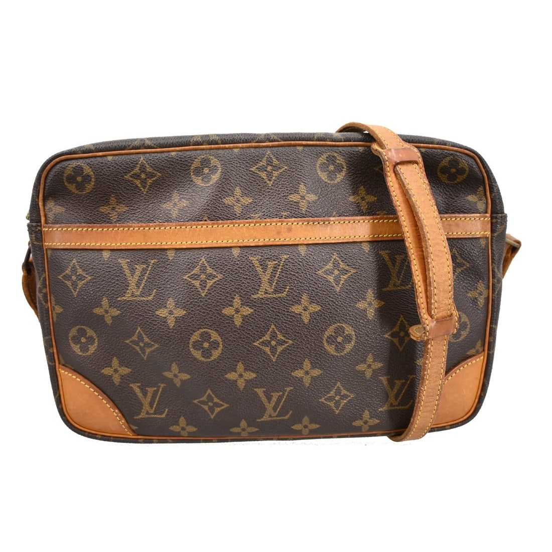 Louis Vuitton Trocadero 30 Monogram Canvas Crossbody Bag M51272: Louis Vuitton Trocadero 30 Monogram Canvas Crossbody Bag M51272 This Louis Vuitton Trocadero 30 shoulder bag features the iconic Monogram canvas exterior with brown leather crossbody strap and canvas 