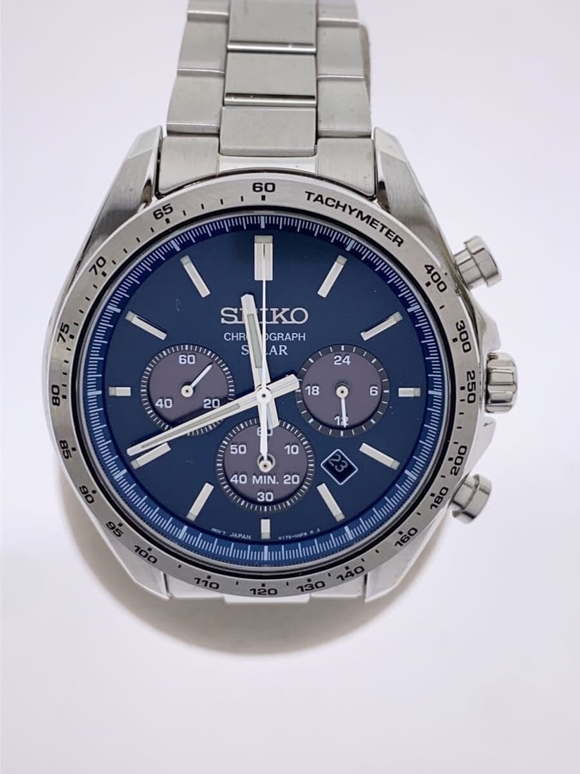 Seiko Solar Chronograph Navy Men's Wristwatch V175-0FA0: Seiko Solar Chronograph Navy Men's Wristwatch V175-0FA0 This SEIKO Selection Solar Chronograph V175-0FA0 men's wristwatch features a sleek navy design. Made in Japan, it is powered by solar technology