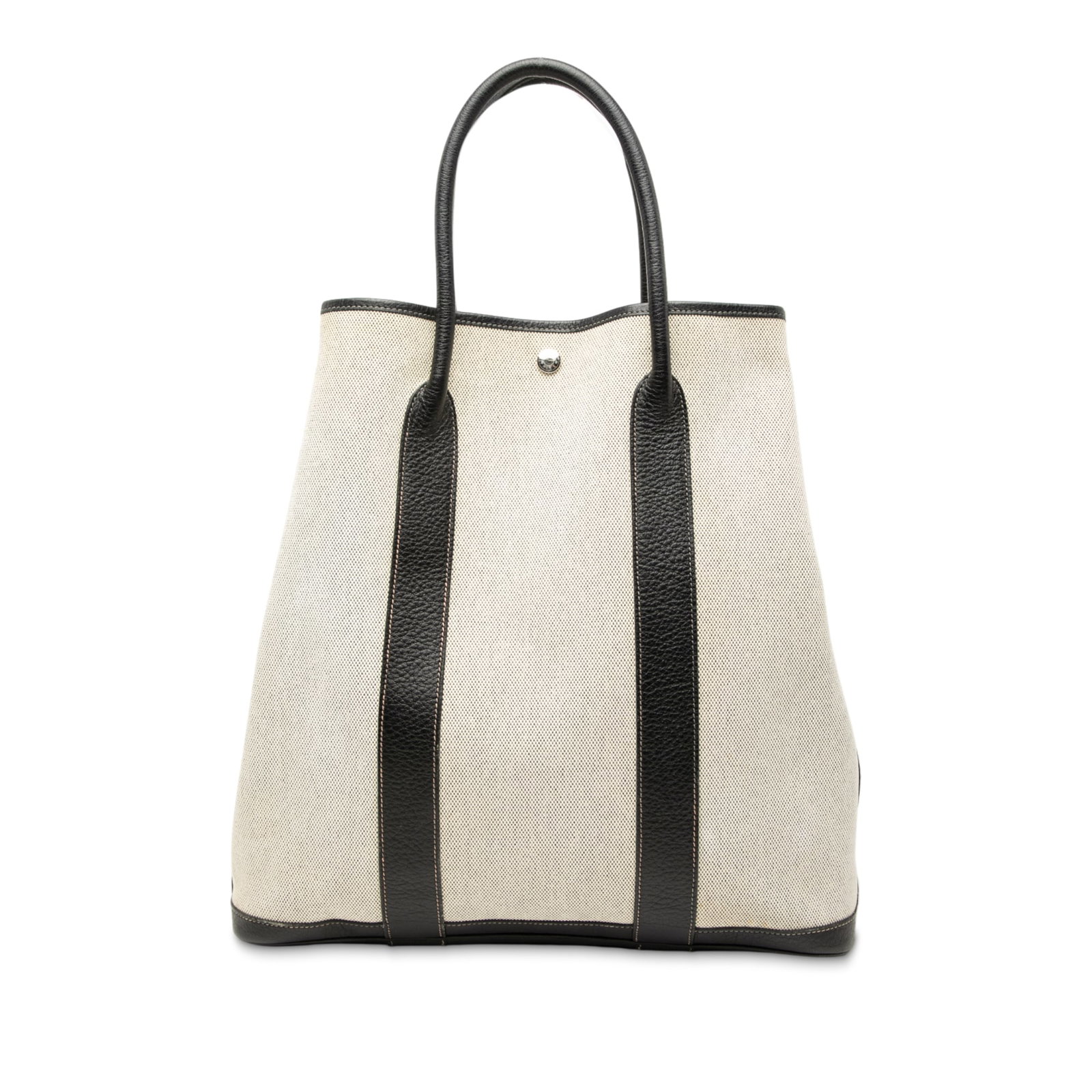 Hermes Garden File 37 Tote in Toile Canvas and Buffalo Leather: Hermes Garden File 37 Tote in Toile Canvas and Buffalo Leather This Hermes Garden File 37 bag features a durable canvas body with buffalo leather trim and rolled leather handles. It has an open top wi