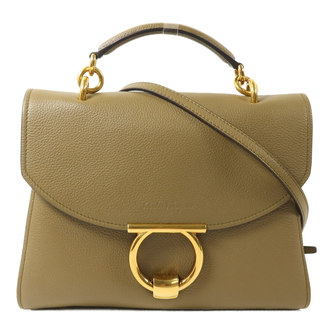 Salvatore Ferragamo Green Calfskin 2 Way Shoulder Bag GHW: Salvatore Ferragamo Green Calfskin 2 Way Shoulder Bag GHW This Salvatore Ferragamo 2-way shoulder bag is crafted from green calfskin leather, offering both elegance and versatility. Designed for women