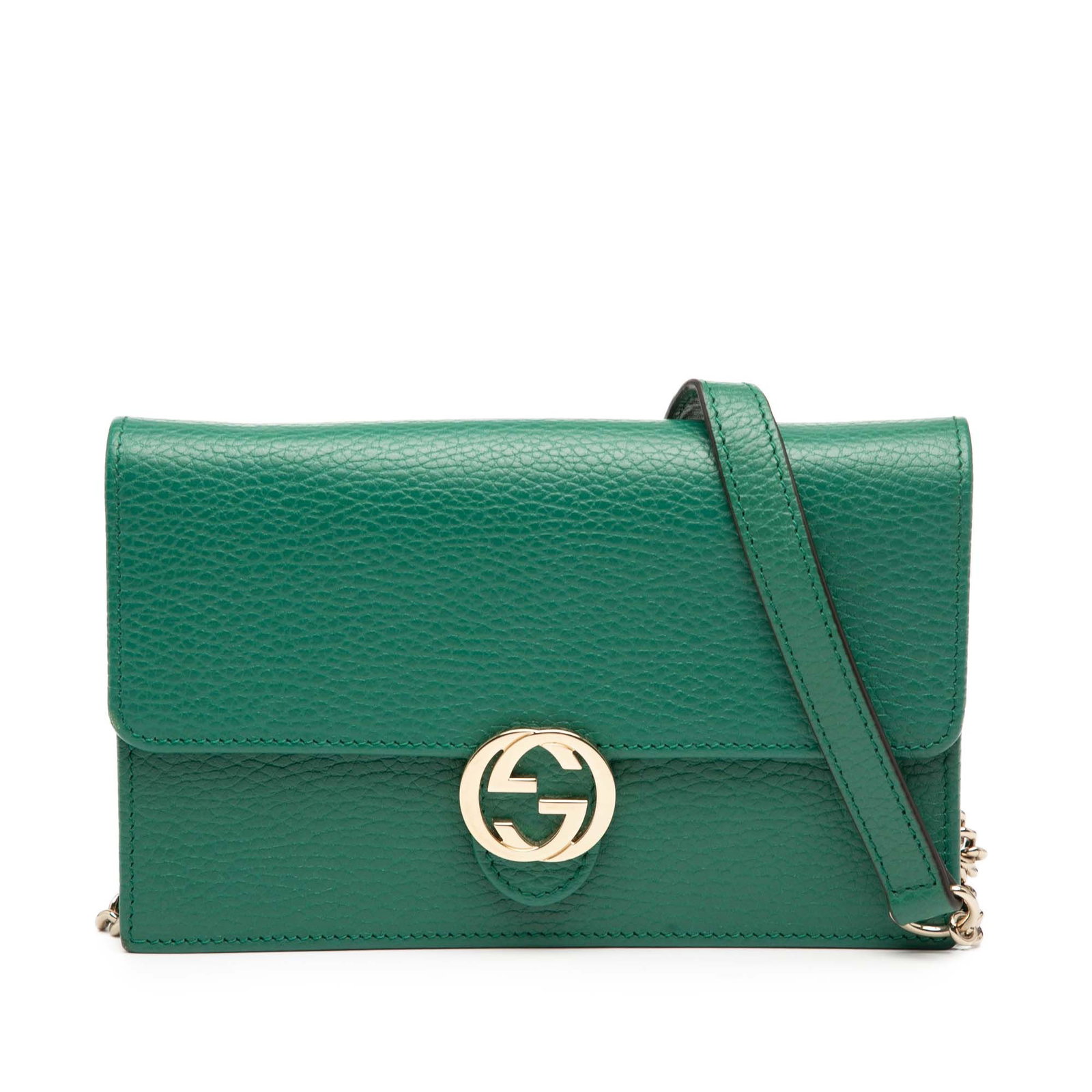 Green Gucci Interlocking G Leather Wallet on Chain with Curb Strap: Green Gucci Interlocking G Leather Wallet on Chain with Curb Strap The Gucci Interlocking G Dollar Calfskin Wallet on Chain is a stylish and functional accessory, crafted from high-quality leather. It