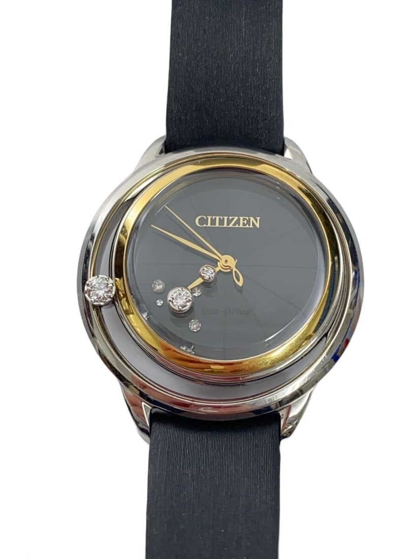Citizen Eco-Drive Black Women's Wristwatch b036-s112052: Citizen Eco-Drive Black Women's Wristwatch b036-s112052 This CITIZEN Eco-Drive Quartz b036-s112052 women's wristwatch features a black case and band. Designed for women, the watch is slightly used and
