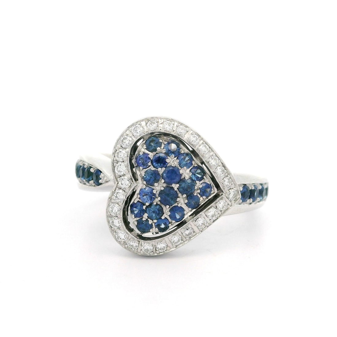 Elegant 18K White Gold 1.20ctw Sapphire Diamond Heart Ring: Elegant 18K White Gold 1.20ctw Sapphire Diamond Heart Ring This exquisite heart ring is crafted from high-quality 18k solid white gold and features a stunning arrangement of natural sapphires and diam