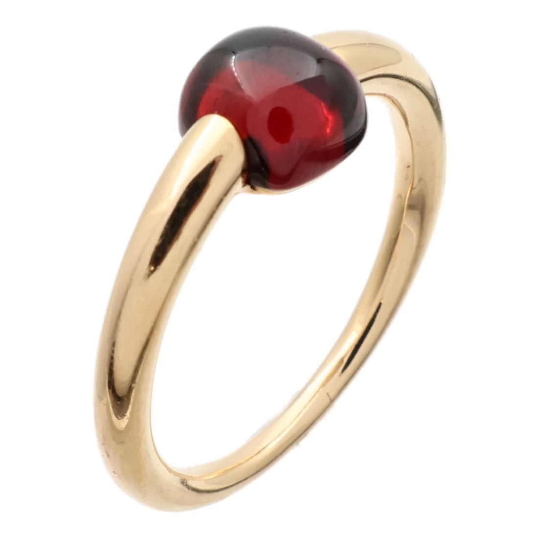 Pomellato Mama non M'ama Garnet and 18K Rose Gold Women's Ring Size 5: Pomellato Mama non M'ama Garnet and 18K Rose Gold Women's Ring Size 5 This Pomellato Mama non M'ama ring features a striking red garnet set in 18K rose gold. Designed for women, the ring is crafted in