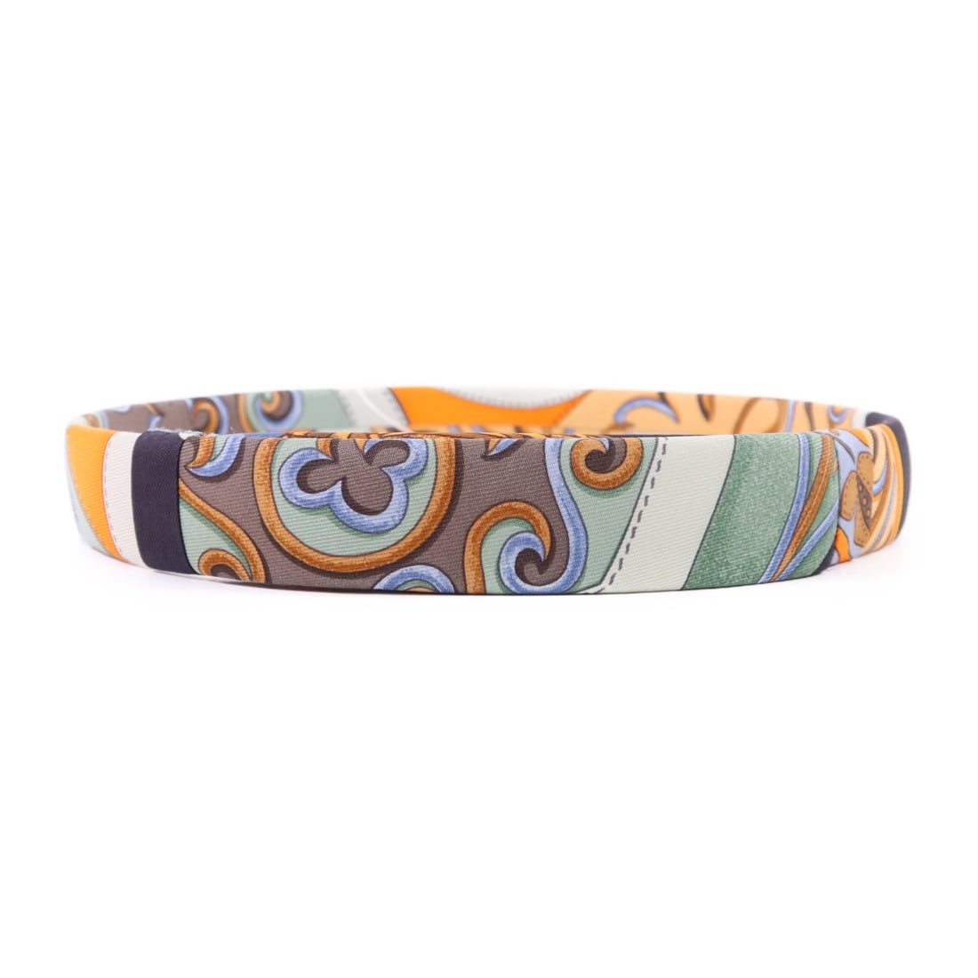 Silk Multicolor Hair Accessory from Hermes for Women: Silk Multicolor Hair Accessory from Hermes for Women This Hermes hair band features a multicolor design crafted from luxurious silk. Designed for women, it offers a stylish and versatile accessory opt