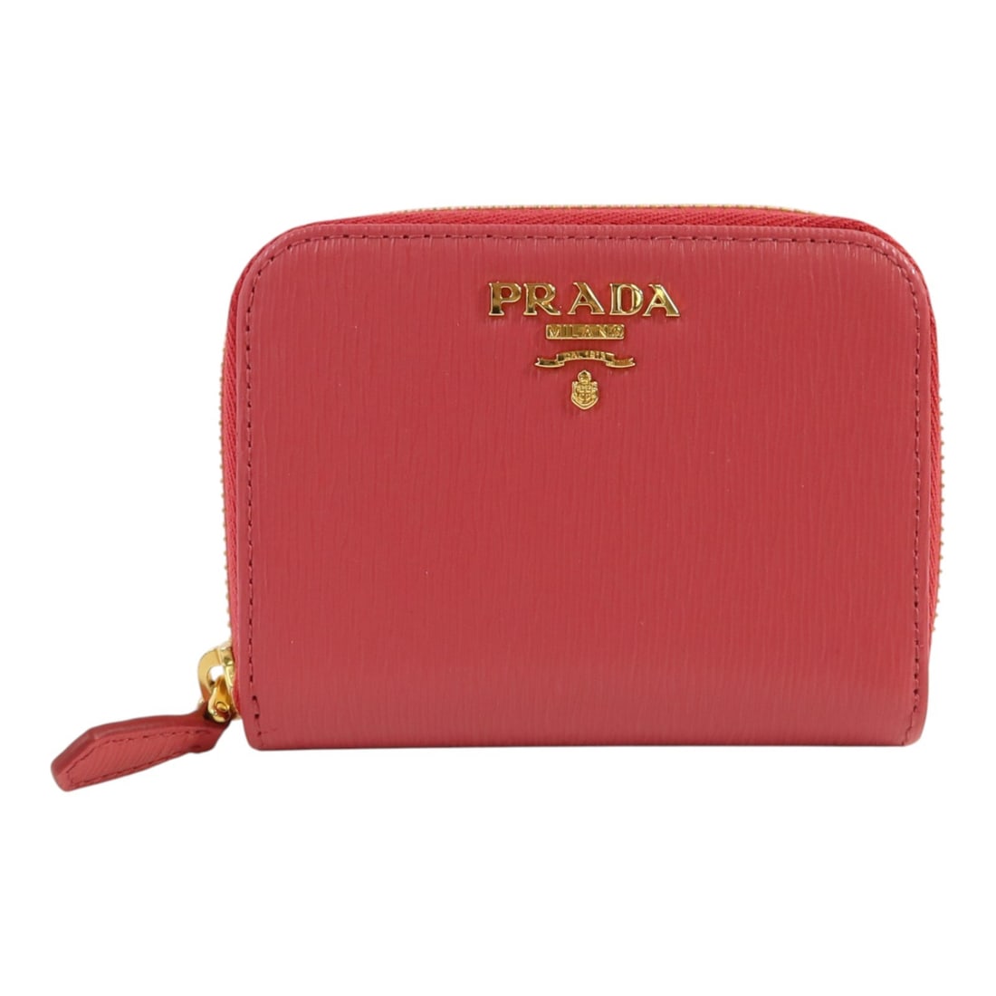 Prada Pink Calfskin 1MM268 Card Holder with Gold Hardware: Prada Pink Calfskin 1MM268 Card Holder with Gold Hardware This Prada card case is crafted from pink calfskin leather and designed for women. It features gold-tone hardware and offers a stylish way to 