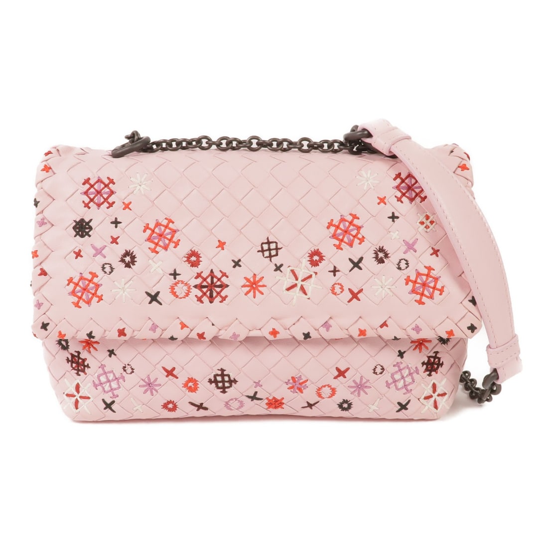 BOTTEGA VENETA Pink Intrecciato Leather Chain Shoulder Bag: BOTTEGA VENETA Pink Intrecciato Leather Chain Shoulder Bag Introducing the Bottega Veneta Chain Shoulder Bag, exquisitely crafted from premium leather in a charming pink hue. This stylish shoulder bag