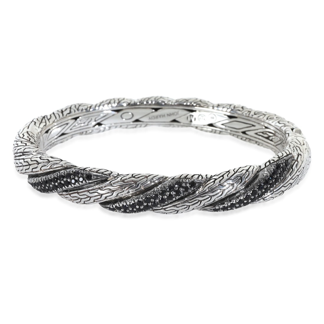 Twist Chain Lava Bangle Bracelet in Sterling Silver with Sapphires by John Hardy: Twist Chain Lava Bangle Bracelet in Sterling Silver with Sapphires by John Hardy This John Hardy Twist Chain Lava Bangle bracelet features a sophisticated design crafted from 925 sterling silver. The 