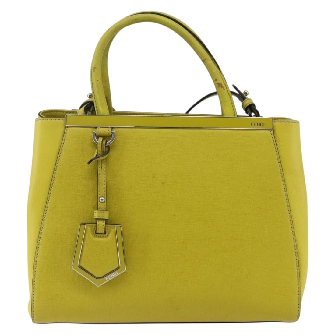 Fendi Yellow Leather 2Jours Handbag 26cm x 20cm x 12cm: Fendi Yellow Leather 2Jours Handbag 26cm x 20cm x 12cm This pre-owned Fendi 2Jours bag for women features yellow leather construction with metal fittings. It measures 26cm x 20cm x 12cm and originates