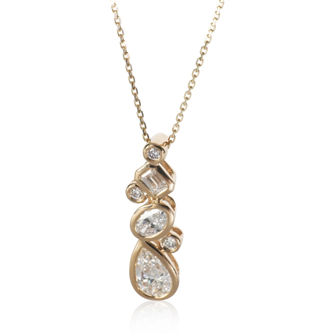 2.02 ctw Lab-Grown Diamond Pendant in 14K Yellow Gold: 2.02 ctw Lab-Grown Diamond Pendant in 14K Yellow Gold This stunning pendant features a total carat weight of 2.02 ctw of lab-grown diamonds set in luxurious 14K yellow gold. The pendant showcases a un