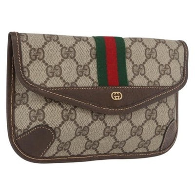 Gucci Sherry Line GG Supreme Web Pouch Beige Red Green: Gucci Sherry Line GG Supreme Web Pouch Beige Red Green This Gucci GG Supreme Web Sherry Line pouch features a beige, red, and green color scheme crafted from PVC leather and GG canvas. The pouch is ma