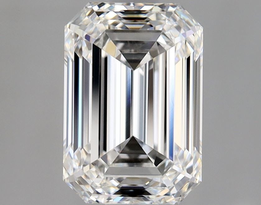Loose Diamond - EMERALD 1.4ct F IF: Loose Diamond - EMERALD 1.4ct F IF Source: Natural Mined Diamond Shape: EMERALD Carats: 1.4 Color: F Clarity: IF Certification: GIA Condition: Pre-Owned PLEASE NOTE: Framed, Large, or heavy items do n