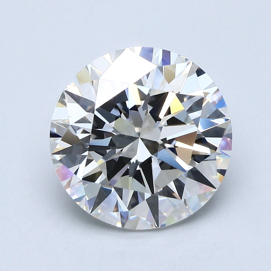 Loose Diamond - Round 5.01ct G VVS1: Loose Diamond - Round 5.01ct G VVS1 Source: Natural Mined Diamond Shape: Round Carats: 5.01 Color: G Clarity: VVS1 Certification: GIA Condition: Pre-Owned PLEASE NOTE: Framed, Large, or heavy items do