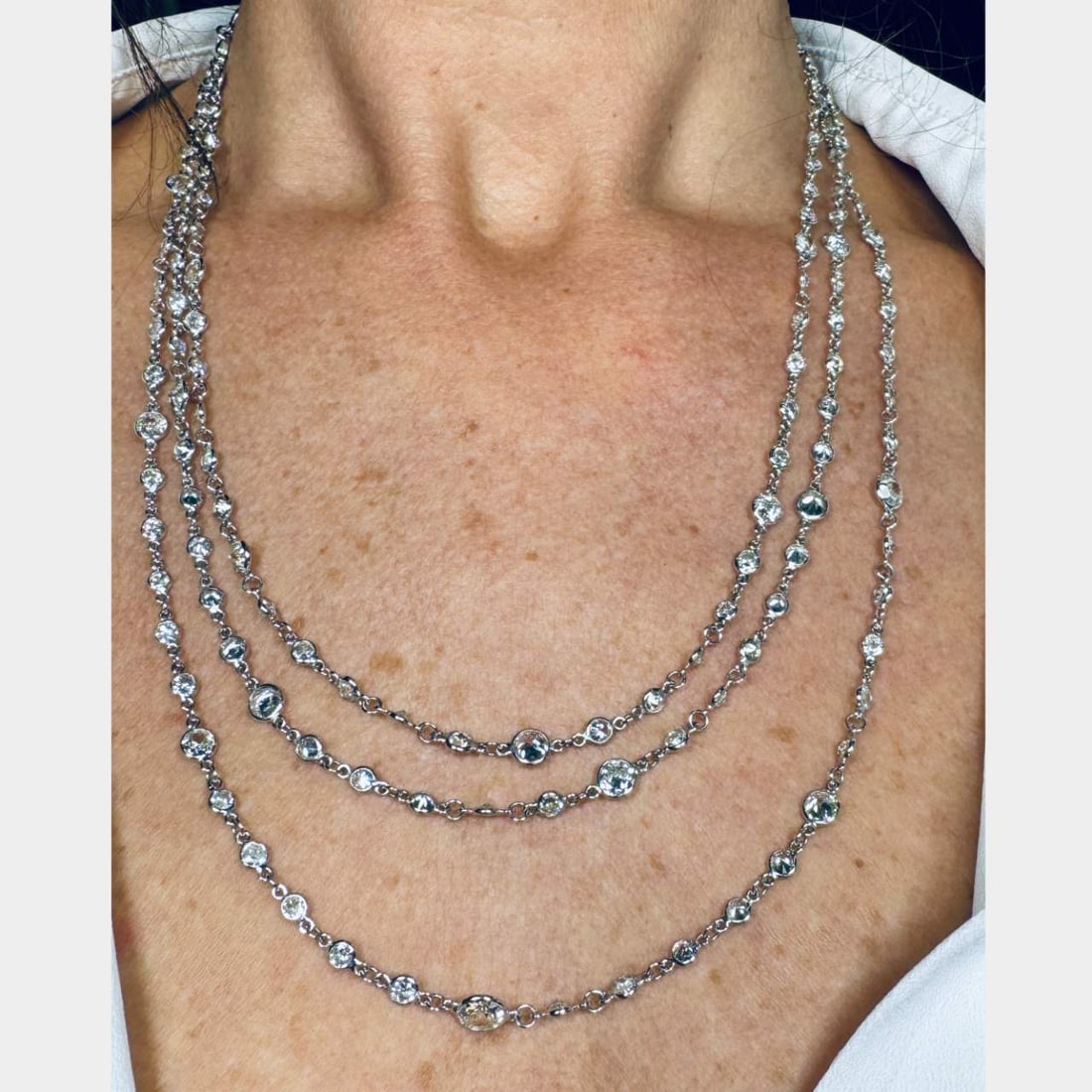 Platinum 37.75 Ct Diamond by the Yard Necklace Set 64" 181 Diamonds: Platinum 37.75 Ct Diamond by the Yard Necklace Set 64" 181 Diamonds This exquisite Platinum Diamond by the Yard Necklace Set features a stunning total diamond weight of approximately 37.75 carats, ele
